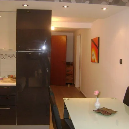Apartment Darko - 30 M From *